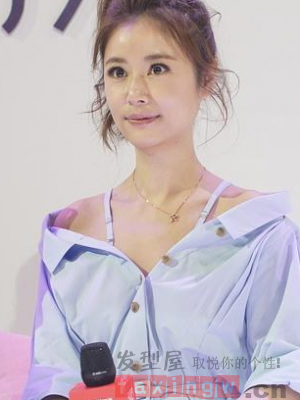 辣媽林心如扎馬尾現身 俏皮可愛如少女