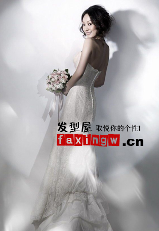 索妮花樣甜美婚紗大片新娘髮型曝光