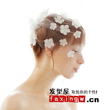 2013新款個性新娘髮飾圖片   簡約高雅