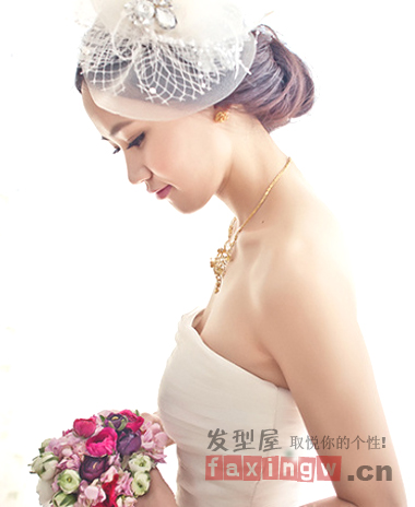 2013韓式純美盤發 夏日準新娘必備髮型