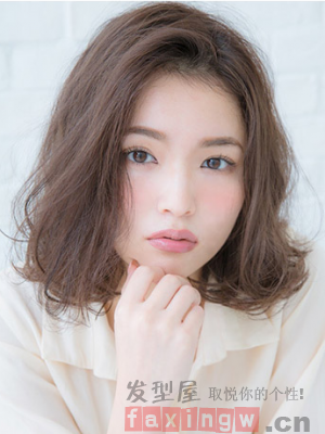 圓臉女生什麼捲髮合適 簡單顯瘦添氣質