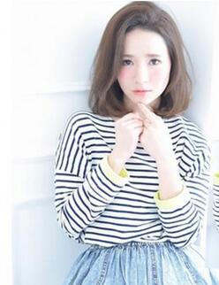 清新甜美出眾的中長發