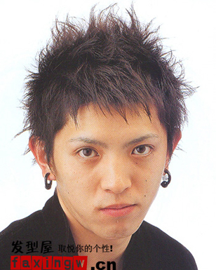 2010年流行酷帥男生短髮髮型