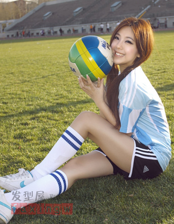 2014世界盃 女星抱球造型集錦