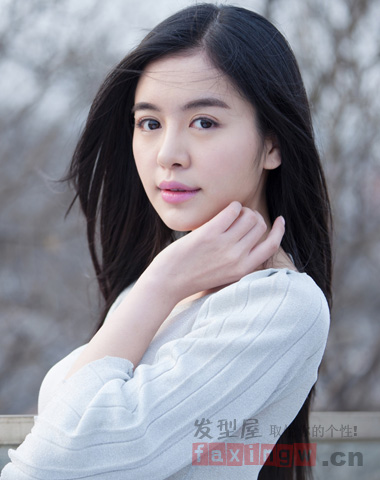 靈動感無劉海長直發髮型 做溫婉恬靜美人