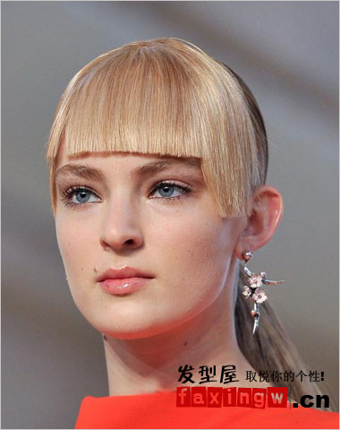 最新秀場新版齊劉海髮型設計 展2013年女生髮型流行趨勢