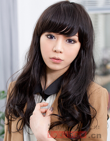 熱薦人氣甜美中長發髮型 變身冬日時尚美女 