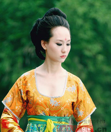 華美古裝髮型與漢服飾搭配圖片鑑賞 典雅高貴中國風