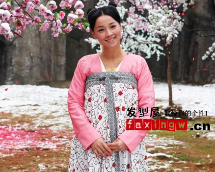 《唐宮美人天下》劇中美人古裝髮型圖片欣賞