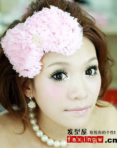 2012最新流行的浪漫日系新娘髮型
