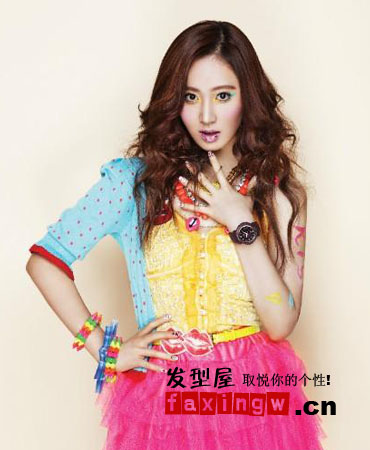 2013韓國少女時代最新髮型 完美妝容甜美髮型引領潮流