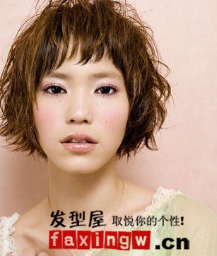 2010日本新年俏麗短髮髮型
