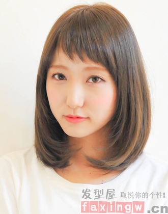 長臉女生髮型設計 簡單劉海輕鬆修顏