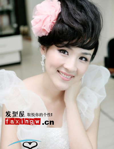 2011春季最新夢幻甜美新娘髮型