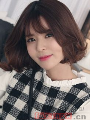 韓式流行女生捲髮設計 時尚百搭顯甜美
