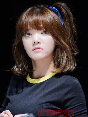 綁頭髮韓式髮型設計   甜美扎發逆齡顯嫩
