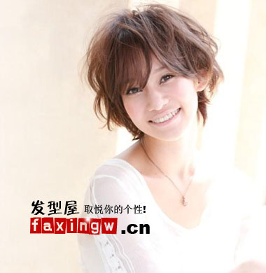 八款日系甜美短髮髮型 長臉胖臉都合適