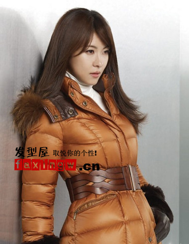 韓星河智苑服裝寫真 中長發髮型優雅熟女氣質盡顯