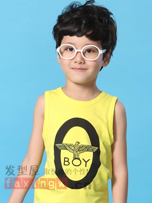 夏季小男孩髮型如何設計   可愛帥氣化身時尚小達人