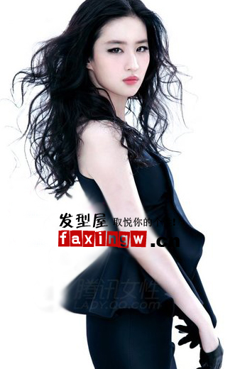 封面劉亦菲十年蛻變美麗進階  捲髮髮型增加輕熟女味