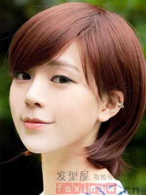 側分直發短髮髮型韓 幹練淑女甜美皆齊
