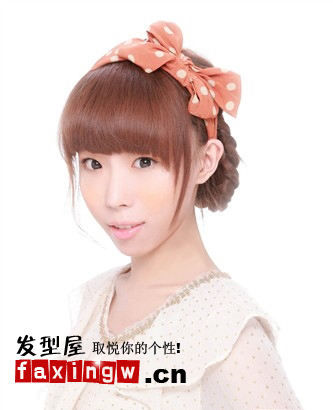 2013年八款時髦丸子頭髮型 陽光女孩必備