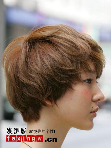 2013日系短髮髮型流行趨勢 可愛燙髮正當紅
