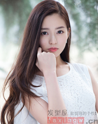 小臉女生適合的髮型 露出額頭更甜美