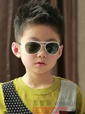 小男孩夏季短髮髮型 2017年最新最潮男童髮型