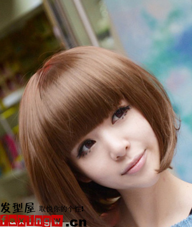2012最新齊劉海短髮髮型圖片