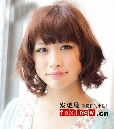 日本氧氣美女圓臉短髮髮型