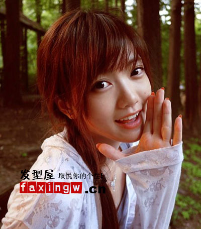 CJ美女魏彥妮圖片長直發最美馬尾單純