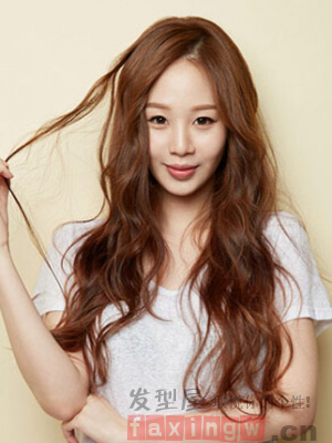 韓式女生捲髮髮型圖片欣賞