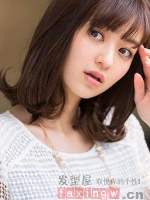 日式女生燙髮髮型設計 簡單時尚顯氣質