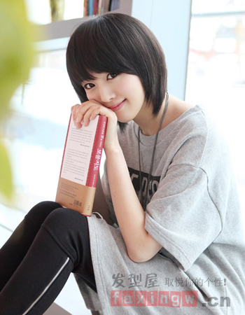 2015年最新女生黑色中短髮 甜美可愛顯清純