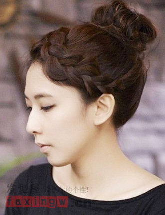 甜美韓式編髮花苞頭 可愛減齡瞬間變美