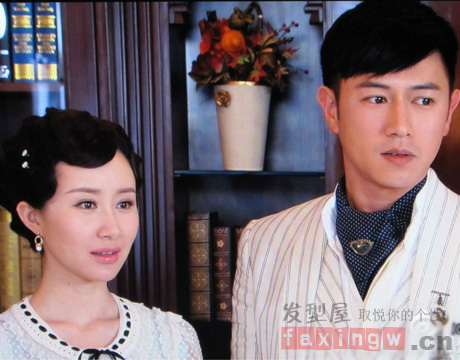 陳鍵鋒舒暢被呼在一起 《烽火佳人》情侶造型搭吸睛養眼