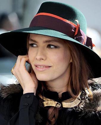 8款冬天戴帽子髮型推薦 引領2013最新最潮的女生髮型