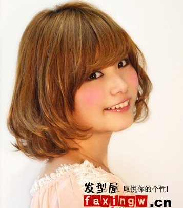 圓臉女生適合修顏梨花頭圖片