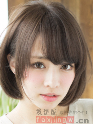 韓式斜劉海圖片女 時尚修顏更好看