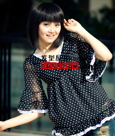 方臉扁頭小女生適合的髮型
