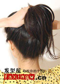 可愛花苞頭扎法