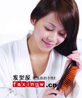 美發護髮 洗頭中的護髮方法