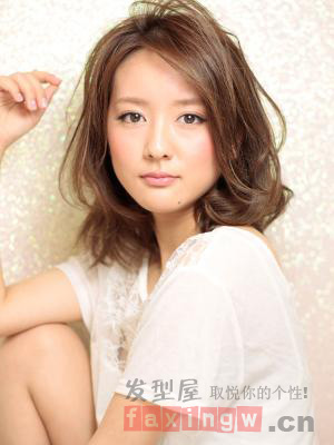 日系女生中短髮來襲 魅力十足還修顏 