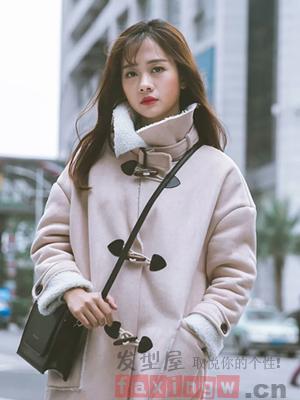 中長髮型女生韓范 簡單造型頓顯時尚