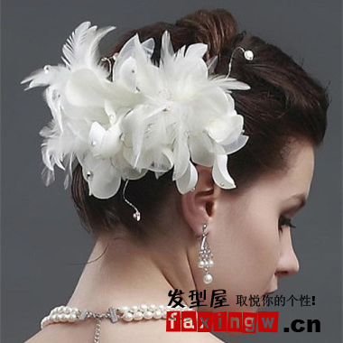 2013最新款浪漫新娘頭飾圖片  華貴公主風範