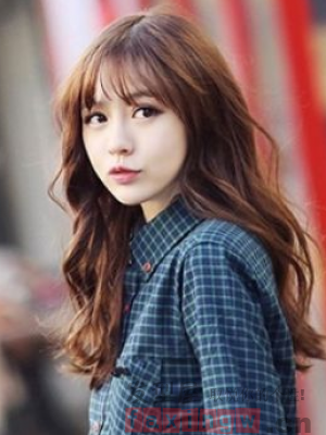 方臉適合的韓式燙髮  時尚修顏還顯美
