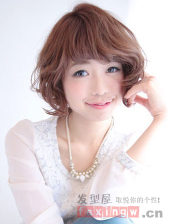 日系女生荷葉頭髮型 甜美可愛簡單瘦臉