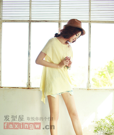夏日潮流必備 簡約時尚韓系中長發造型