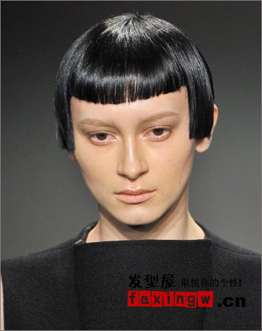 最新秀場新版齊劉海髮型設計 展2013年女生髮型流行趨勢